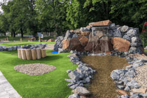 AdventureMinigolfDuisburgBahn_Beitrag_Wasserfall